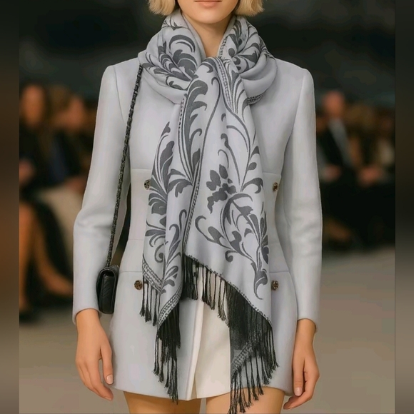 Accessories - OVERSIZED SHAWL/WRAP/SCRAF (NWT)